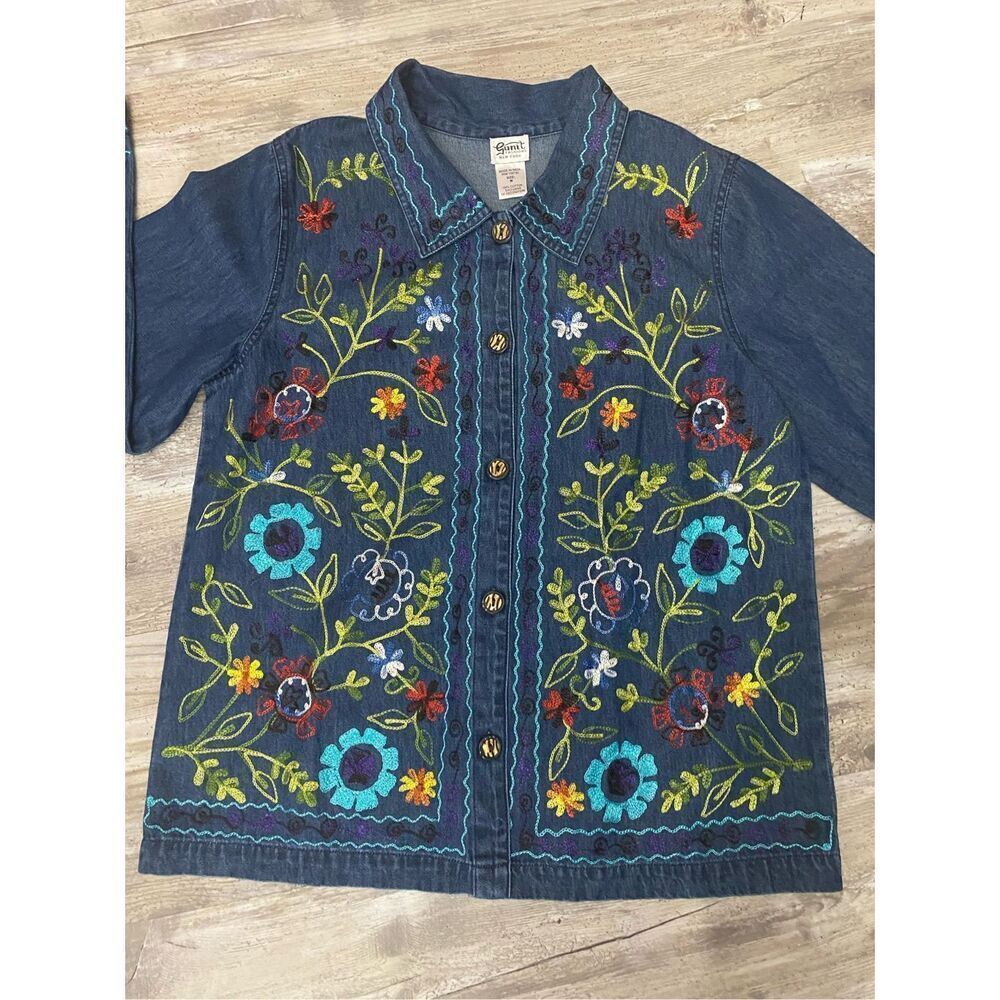 Gunit Fashions New York Embroidered Floral Denim Jean Jacket Shirt Sz Med - Picture 2 of 5